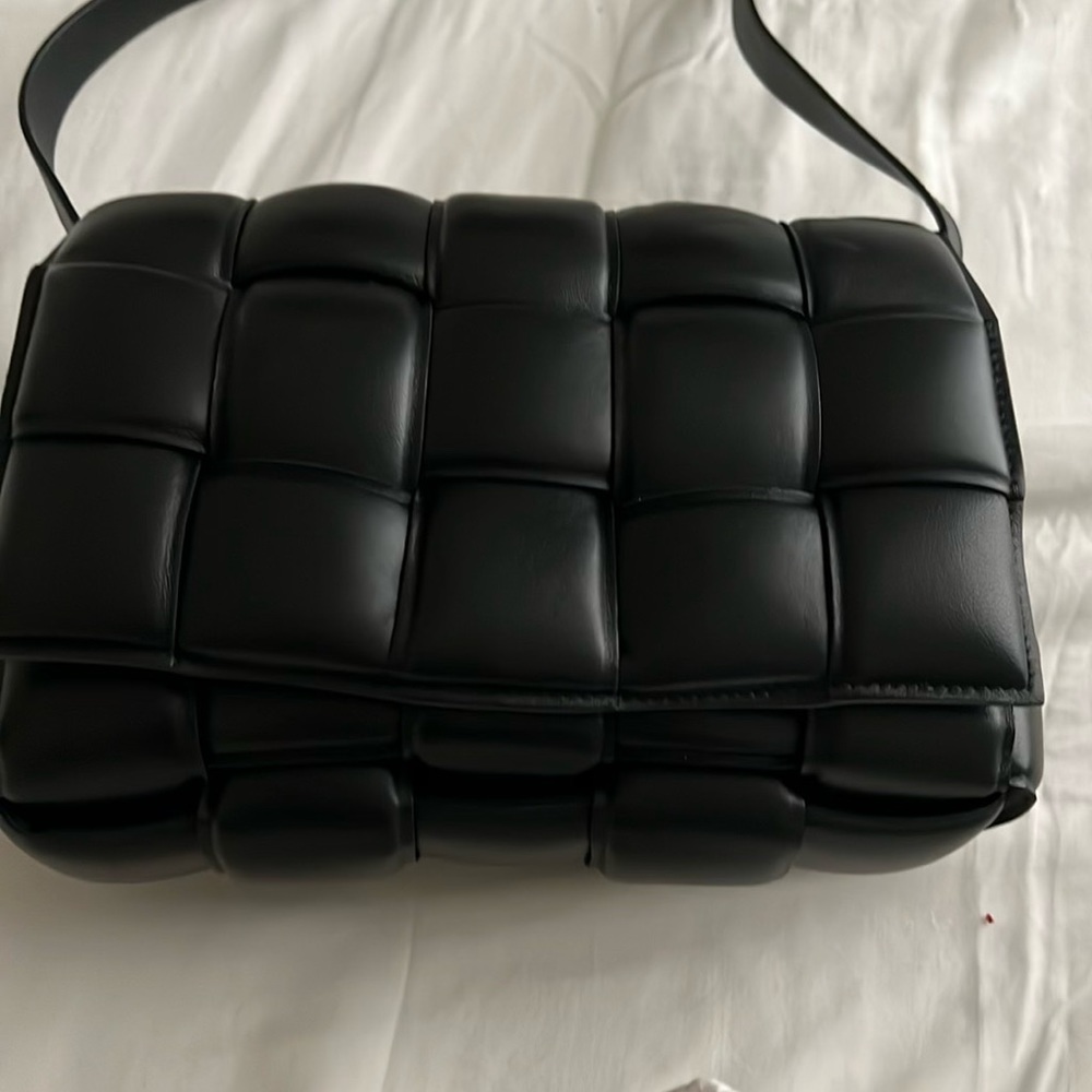 Won’t wear I don’t like plain looking bags